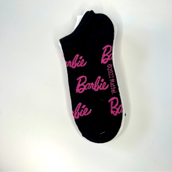 BARBIE 5 Pairs No-Show Socks Shoe Size 4-10 NWT - Picture 9 of 9
